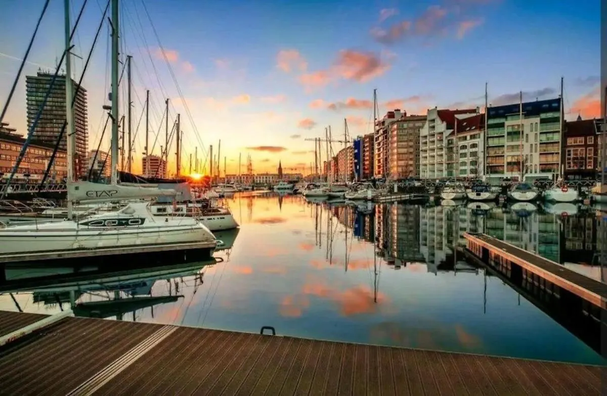 Centrally Located Apartment Close To The Beach Ostend 0*,